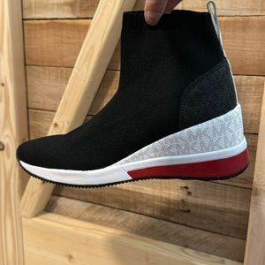 Size 6.5 Michael Kors wedge trainer